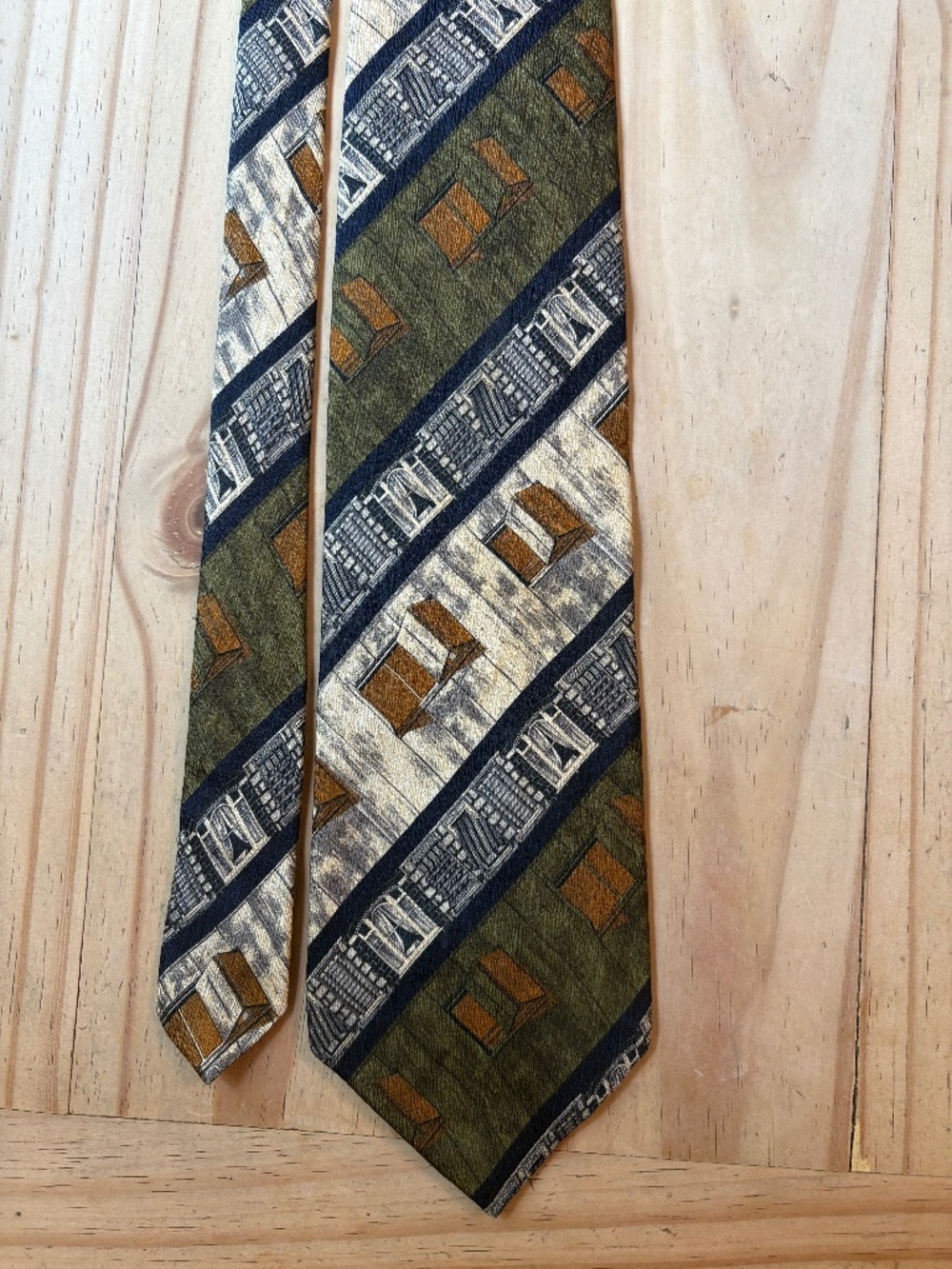Vintage Structure Silk Necktie